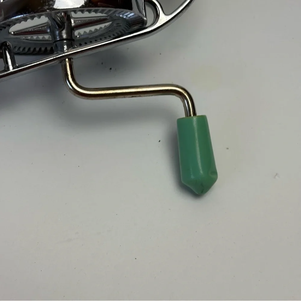Vintage Maynard 1950s Handheld Egg Beater with Seafoam Green Handle MCM